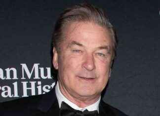 Alec Baldwin reicht Klage gegen Staatsanwaltschaft im ‘Rust’-Fall ein alec-baldwin-reicht-klage-gegen-staatsanwaltschaft-im-rust-fall-ein