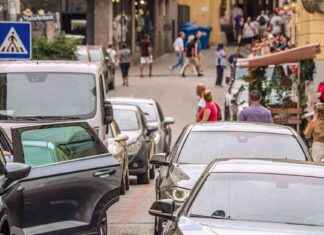 Alles über Parkplatzregeln und Gebühren: Der ultimative Leitfaden alles-ber-parkplatzregeln-und-gebhren-der-ultimative-leitfaden