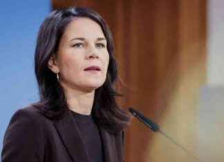 Baerbock unterstützt deutschen Botschafter in den USA – WELT baerbock-untersttzt-deutschen-botschafter-in-den-usa-welt