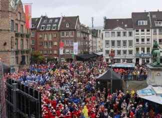 Düsseldorf feiert 200. Geburtstag mit Karnevalsumzug – Ddorf-Aktuell dsseldorf-feiert-200-geburtstag-mit-karnevalsumzug-ddorf-aktuell