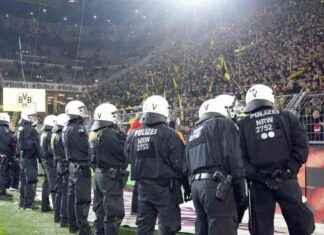 Einsatz bei Hochrisikospielen: Erwartungen des NRW-Innenministers nach Polizeikosten-Urteil einsatz-bei-hochrisikospielen-erwartungen-des-nrw-nnenministers-nach-polizeikosten-urteil