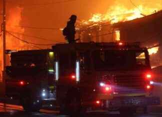 Feuerkatastrophe in Los Angeles: 5 Tote, 150.000 Menschen auf der Flucht feuerkatastrophe-in-los-angeles-5-tote-150000-menschen-auf-der-flucht