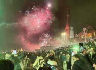 Feuerwerksverbot in Düsseldorfer Altstadt ignoriert – Polizei und Ordnungsamt machtlos feuerwerksverbot-in-dsseldorfer-altstadt-ignoriert-polizei-und-ordnungsamt-machtlos