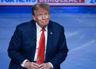 Fuchs News Insider enthüllte Stadthallenfragen an Trumps Team: Buch fuchs-news-nsider-enthllte-stadthallenfragen-an-trumps-team-buch