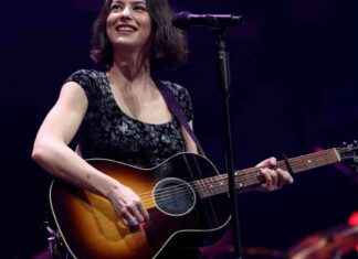 Gracie Abrams kritisiert Fan-Petition zur Ersetzung von Dora Jar als Tour-Opener. gracie-abrams-kritisiert-fan-petition-zur-ersetzung-von-dora-jar-als-tour-opener