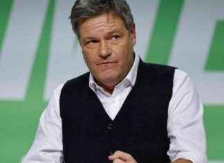 Habeck überholt Merz in Kanzler-Umfrage habeck-berholt-merz-in-kanzler-umfrage