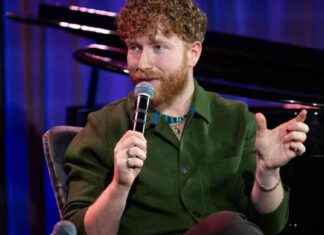 JP Saxe sammelt Geld für Opfer von LA-Bränden bei NYC Benefizkonzert jp-saxe-sammelt-geld-fr-opfer-von-la-brnden-bei-nyc-benefizkonzert