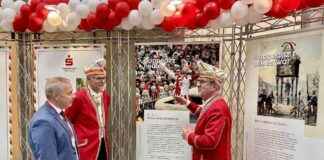 jubilumsausstellung-200-jahre-karneval-in-dsseldorf-stadtsparkasse-ddorf