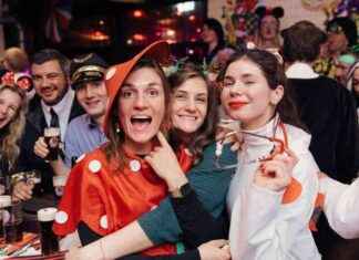 Karneval in Düsseldorf 2025: Die besten Partys am 11.1. karneval-in-dsseldorf-2025-die-besten-partys-am-111