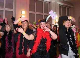 Karneval in Düsseldorf: Frauen feiern beim „Stolz von Odebach“ – Ddorf-Aktuell karneval-in-dsseldorf-frauen-feiern-beim-stolz-von-odebach-ddorf-aktuell
