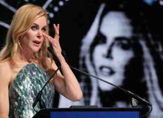 Nicole Kidman widmet sich bewegend ihrer verstorbenen Mutter bei herzergreifendem Palm Springs Gala. nicole-kidman-widmet-sich-bewegend-ihrer-verstorbenen-mutter-bei-herzergreifendem-palm-springs-gala