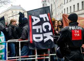 Protest gegen AfD-Bundesparteitag: Anreise mit Bussen protest-gegen-afd-bundesparteitag-anreise-mit-bussen