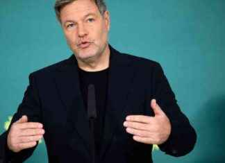 Robert Habeck veröffentlicht neues Buch: Das Lieblingsthema der Grünen wird schnell deutlich robert-habeck-verffentlicht-neues-buch-das-lieblingsthema-der-grnen-wird-schnell-deutlich