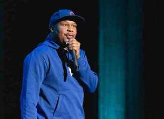 Roy Wood Jr. über seine Hulu-Special und den Stand des politischen Humors roy-wood-jr-ber-seine-hulu-special-und-den-stand-des-politischen-humors
