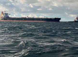 Sturm beeinträchtigt Rettungsaktion des havarierten Öltankers vor Rügen sturm-beeintrchtigt-rettungsaktion-des-havarierten-ltankers-vor-rgen