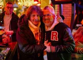 Theos Weihnachts Wunderland: Festliche Terrassen-Dekoration im The Eight Club theos-weihnachts-wunderland-festliche-terrassen-dekoration-im-the-eight-club