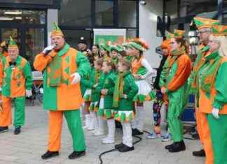 Altweiber in Holthausen: Feiern mit den Düsseldorfer Räbbelche – Düsseldorf News altweiber-in-holthausen-feiern-mit-den-dsseldorfer-rbbelche-dsseldorf-news