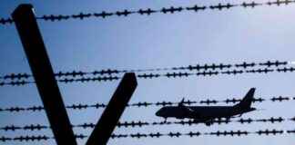 Auswirkungen der Abschiebung eines Irakers aus Augsburg: Kontroverse um den Christkindlesmarkt auswirkungen-der-abschiebung-eines-rakers-aus-augsburg-kontroverse-um-den-christkindlesmarkt