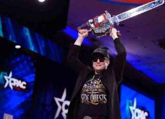 Elon Musk droht, jeden Bundesangestellten zu entlassen, der seine E-Mail ignoriert. elon-musk-droht-jeden-bundesangestellten-zu-entlassen-der-seine-e-mail-ignoriert