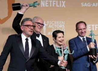 Feiernde ‘Conclave’-Besetzung mit Timothée Chalamet und Ariana Grande nach großem SAG Awards-Sieg feiernde-conclave-besetzung-mit-timothe-chalamet-und-ariana-grande-nach-groem-sag-awards-sieg