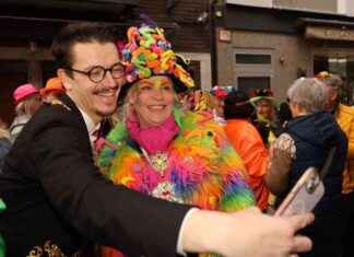 Karneval in Düsseldorf: Närrischer Frühschoppen im Nähkörbchen karneval-in-dsseldorf-nrrischer-frhschoppen-im-nhkrbchen