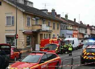 Terrorverdacht nahe deutscher Grenze: Messerattacke fordert ein Todesopfer terrorverdacht-nahe-deutscher-grenze-messerattacke-fordert-ein-todesopfer