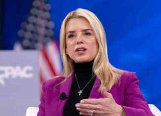 US-Justizministerin fordert mehr Epstein-Beweise an us-justizministerin-fordert-mehr-epstein-beweise-an