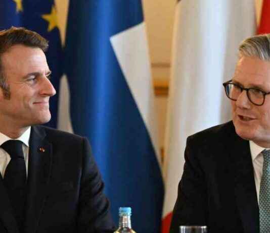 Einmonatige Waffenruhe: Macron und Starmer schlagen Friedensplan für Ukraine vor einmonatige-waffenruhe-macron-und-starmer-schlagen-friedensplan-fr-ukraine-vor