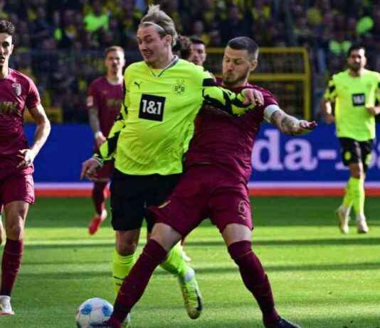 FCA besiegt Borussia Dortmund: 1:0 Sieg im Spielbericht fca-besiegt-borussia-dortmund-10-sieg-im-spielbericht