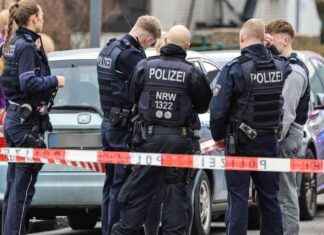 Polizei schießt auf Randalierer: Mann (70) stirbt an Verletzungen – Untersuchung eingeleitet polizei-schiet-auf-randalierer-mann-70-stirbt-an-verletzungen-untersuchung-eingeleitet