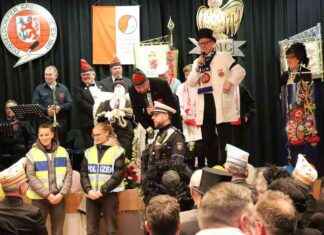 Vermeintlicher Polizeieinsatz bei Hoppeditzbeerdigung in Düsseldorf vermeintlicher-polizeieinsatz-bei-hoppeditzbeerdigung-in-dsseldorf