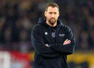 Arminia-Coach Kniat spricht über Hass-Kommentare: Ein Blick hinter die Kulissen arminia-coach-kniat-spricht-ber-hass-kommentare-ein-blick-hinter-die-kulissen