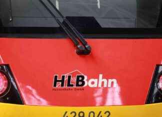 Gefährliche Situation: Personen im Gleisbett auf Eisenbahnbrücke gefhrliche-situation-personen-im-gleisbett-auf-eisenbahnbrcke