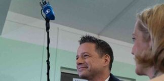 liberaler-und-konservativer-in-polen-wahlkampf-auf-augenhhe