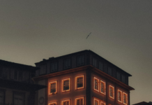 Crowne Plaza Düsseldorf – Neuss An IHG Hotel: Entdecken Sie Luxus