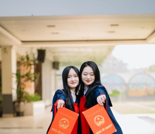 Heinrich Heine University Düsseldorf: Entdecke Deine Zukunft!