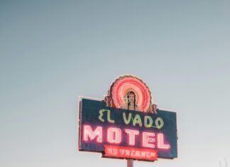 Hotel Motel One Düsseldorf-Hauptbahnhof: Ihr Perfekter Aufenthalt!