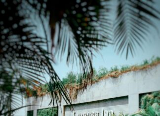 Holiday Inn Düsseldorf Neuss: Ihr Perfekter Aufenthalt Erwarten!