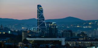 Radisson Blu Conference Hotel Düsseldorf: Entdecken Sie Exklusive Vorteile!