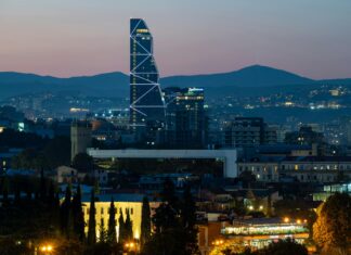 Radisson Blu Conference Hotel Düsseldorf: Entdecken Sie Exklusive Vorteile!