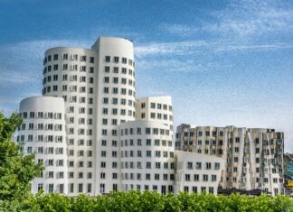 Düsseldorf A Und O Hostel: Entdecken Sie Den Perfekten Aufenthalt!