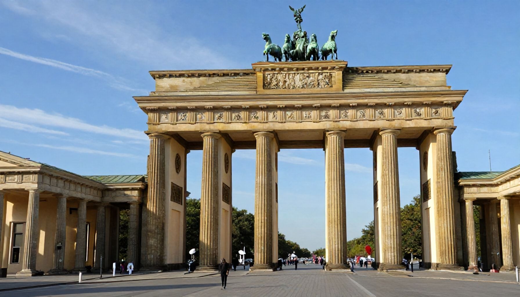 5 Geheimtipps für günstige Flüge zwischen Düsseldorf und Berlin*