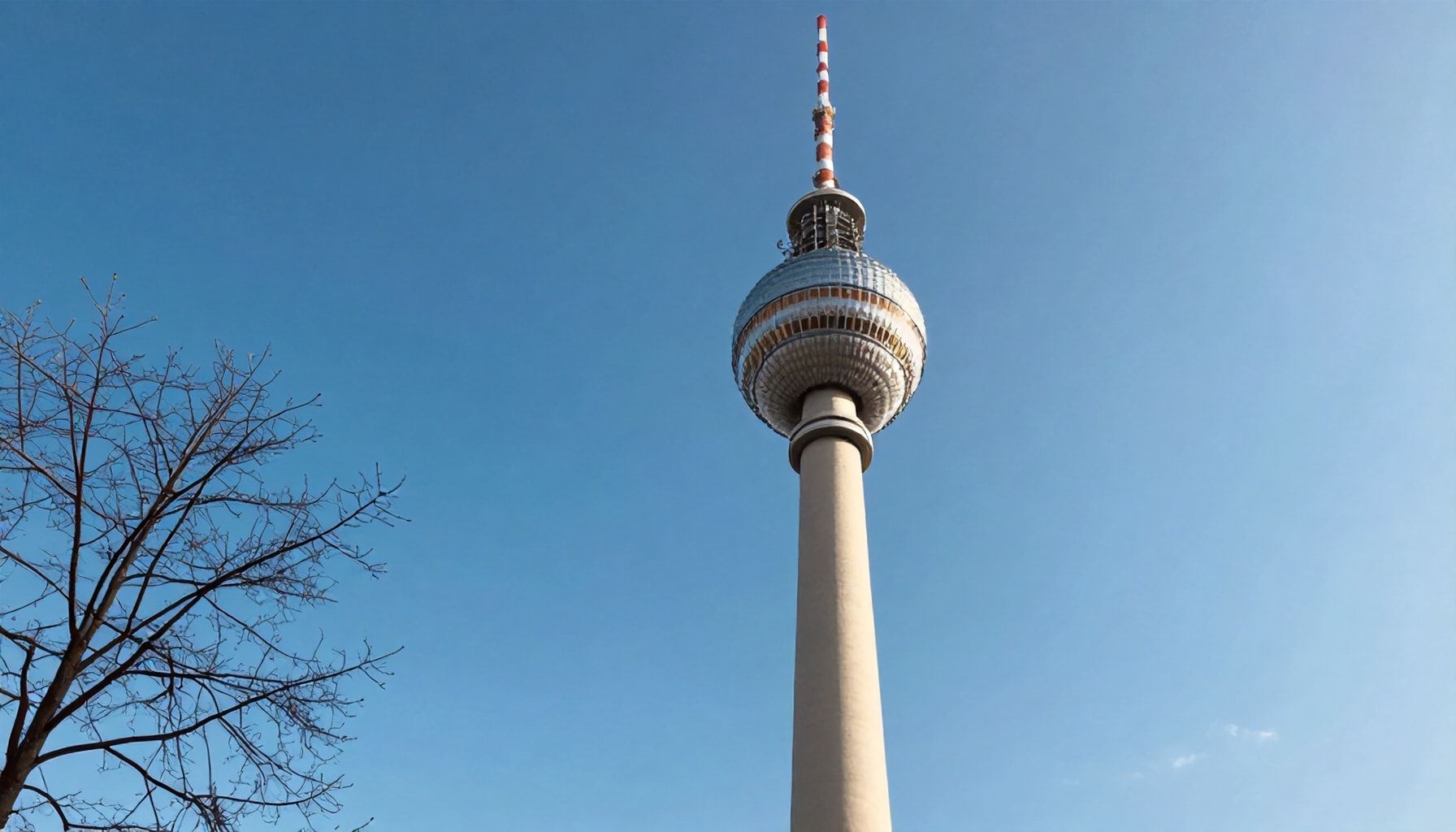 5 Gründe, warum der Fernsehturm Düsseldorf ein Muss für Architekturfans ist*