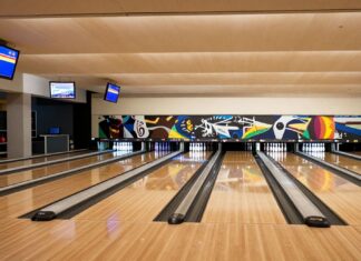 Bowling in Düsseldorf: Spaß & Entspannung für jeden Anlass