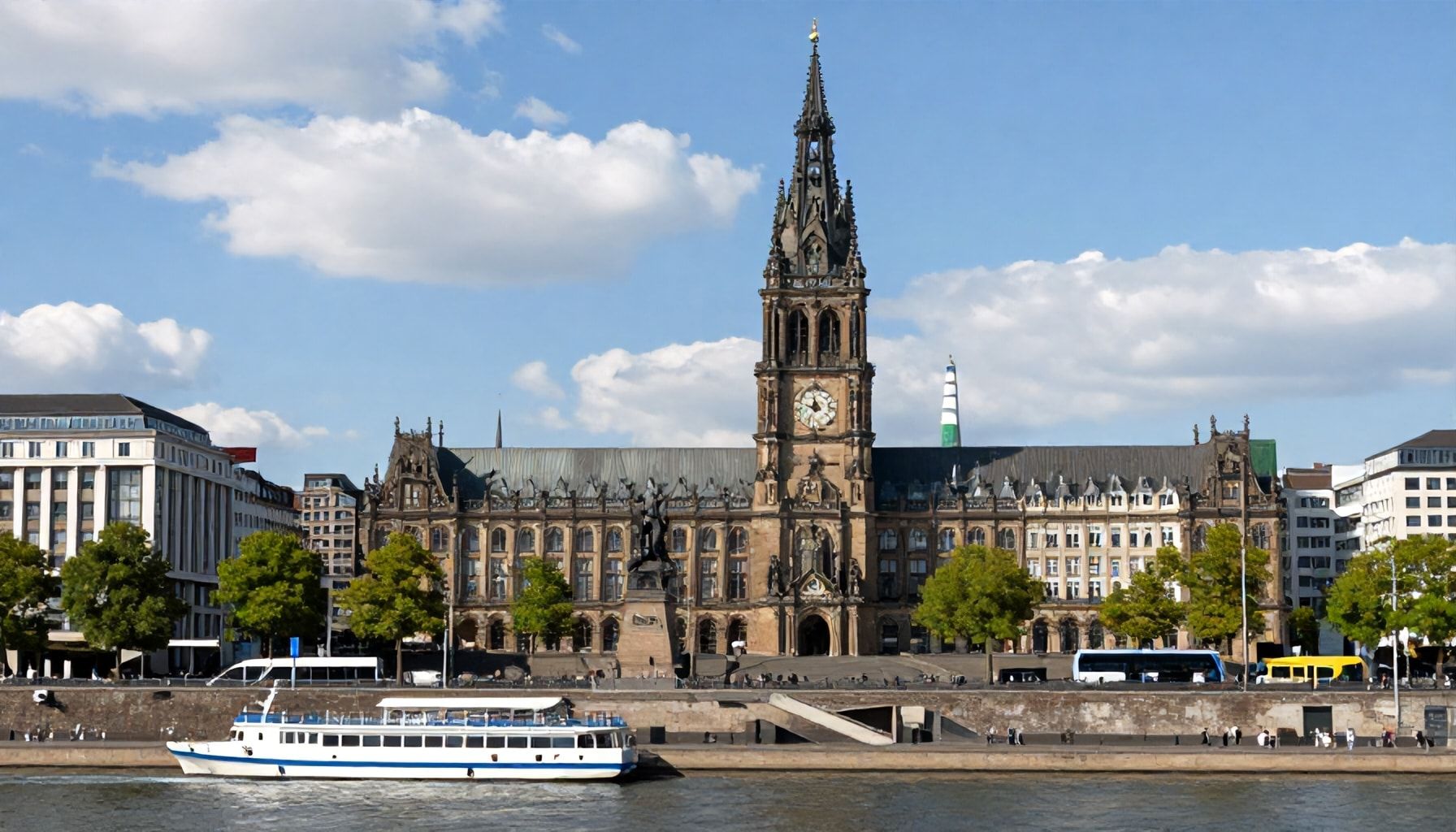 Die 5 besten Gründe, warum Friedrichstadt das Herz der Kultur in Düsseldorf ist*