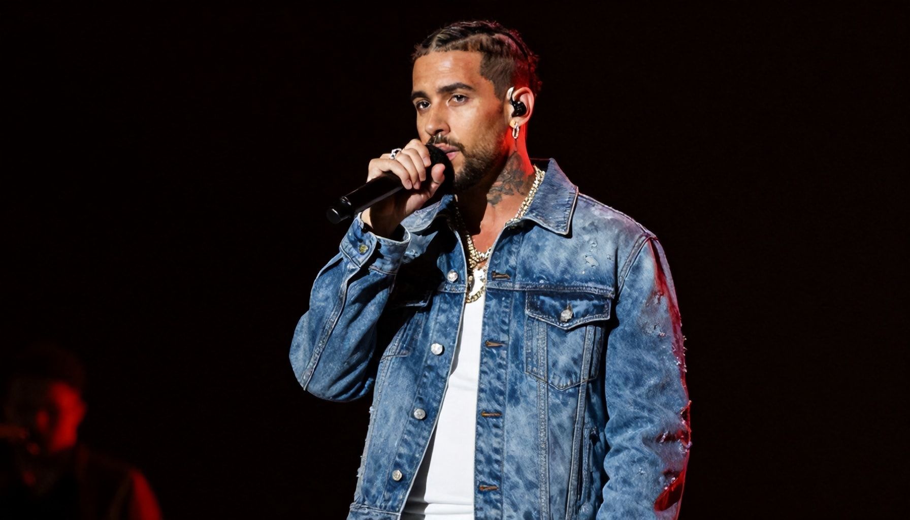 Die Wahrheit über Bad Bunnys Bühnenshow – Warum sie unvergesslich ist*