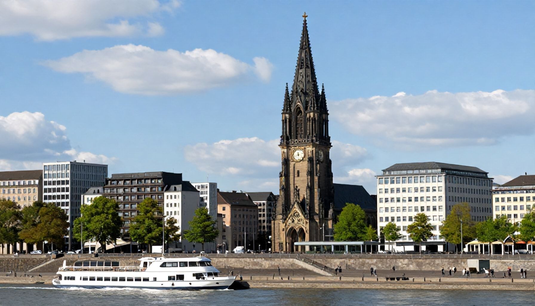 So entdecken Sie die versteckten Juwelen der Düsseldorfer Innenstadt*