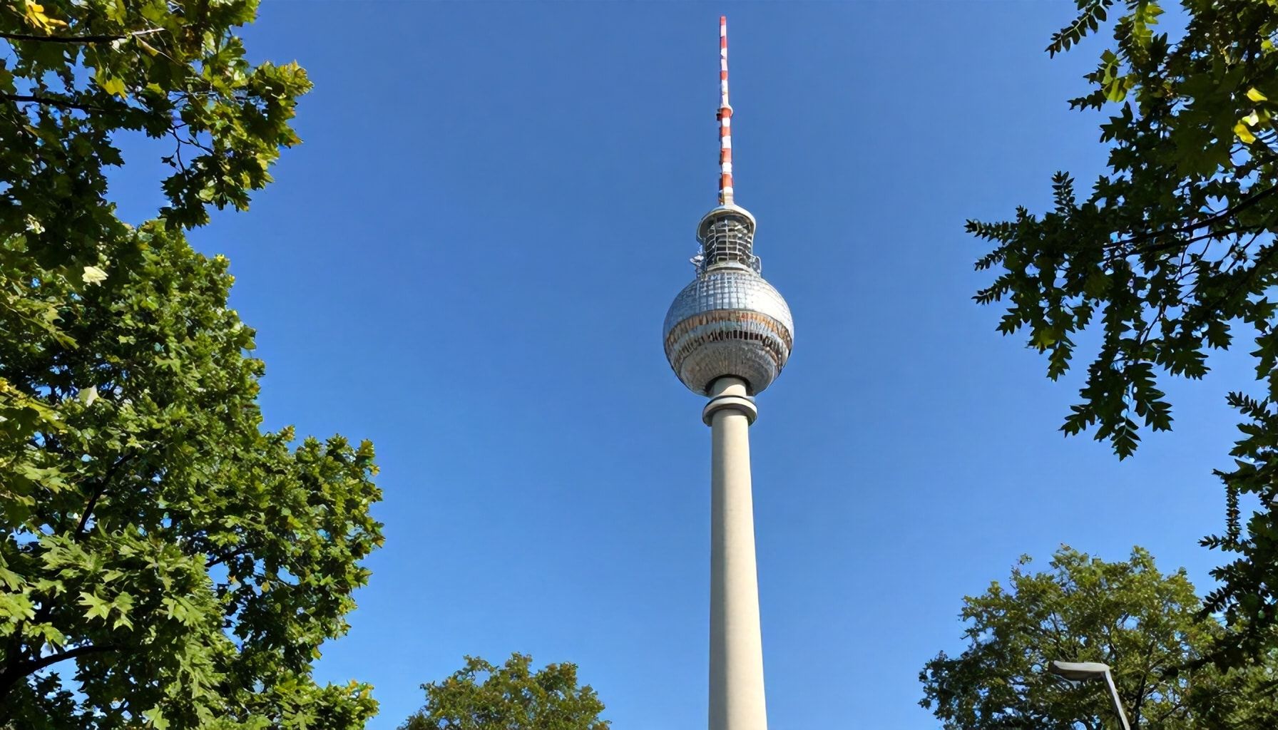 Warum der Fernsehturm Düsseldorf mehr als nur ein Aussichtspunkt ist*