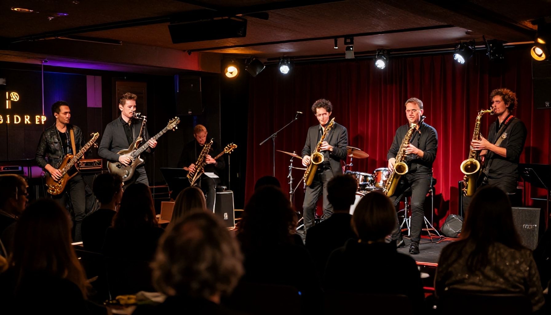 Warum die Jazzschmiede Düsseldorfs lebendigste Jazz-Club-Szene ist – Die Wahrheit über diesen Hotspot*