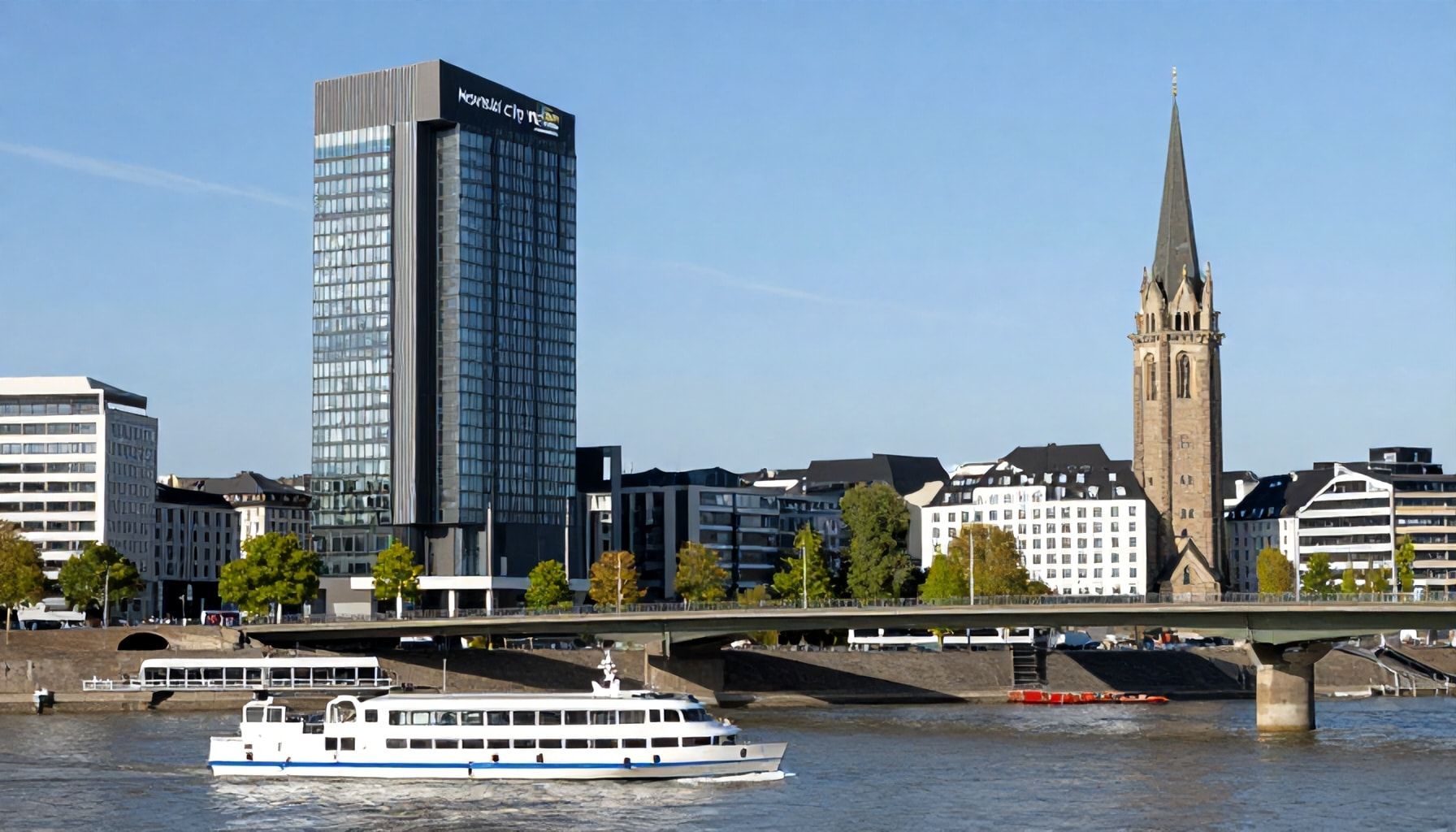 Wie Sie Ihr perfektes Wochenende in Düsseldorf mit Novotel City West planen*